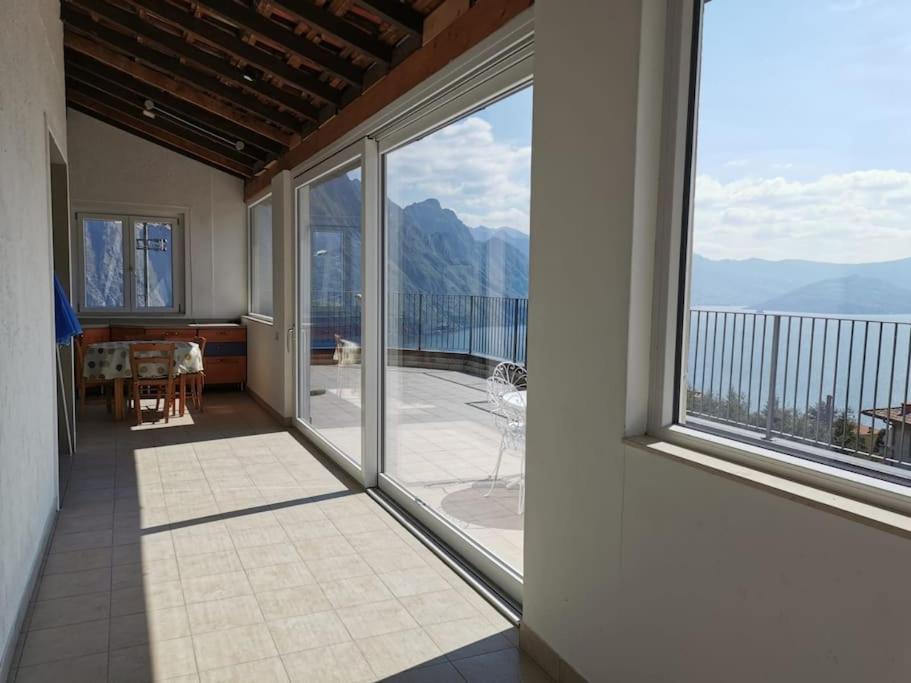 Patricia'S Apartment Riva di Solto Buitenkant foto